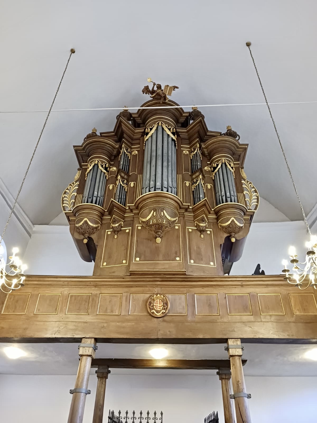 af8d3cf2-6025-4123-be0a-fbf7a7008600